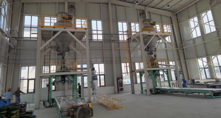 应用在聚酯行业种的吨袋包装机